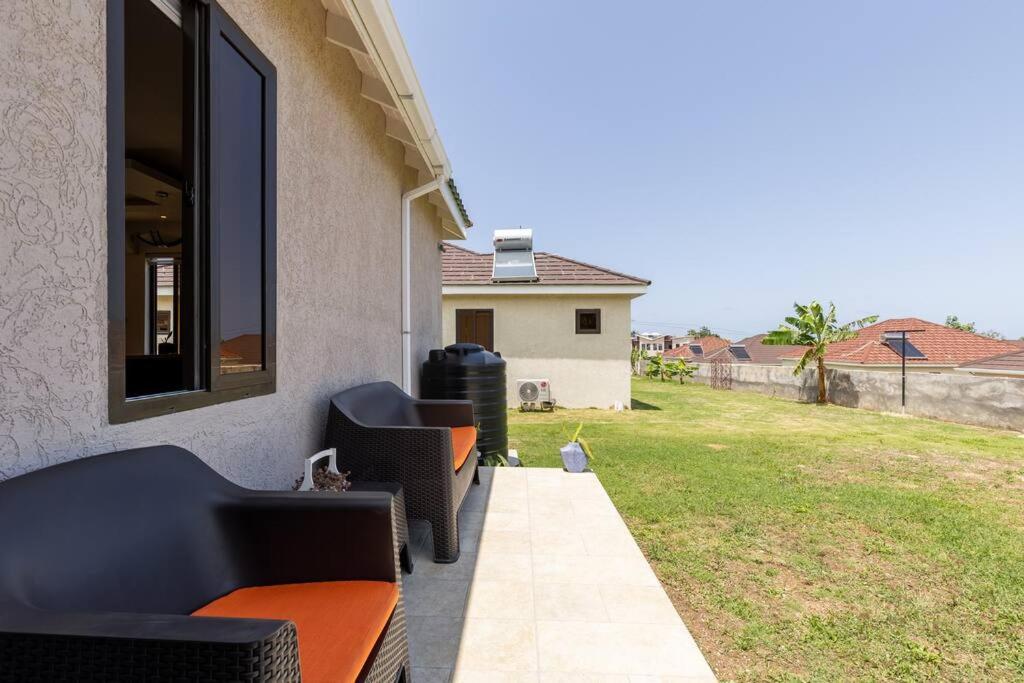 Sun Shine Luxury Villas 2 Bedroom Pool & Gym Ocho Rios St Ann Екстер'єр фото